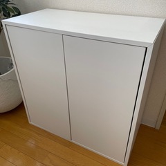 IKEA EKET エーケトキャビネット　脚付