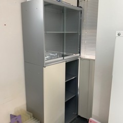 キャビネット・書類棚
