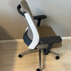 【オフィスチェア】PlusのBeneSシリーズの画像