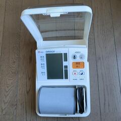 オムロン製血圧測定器の画像