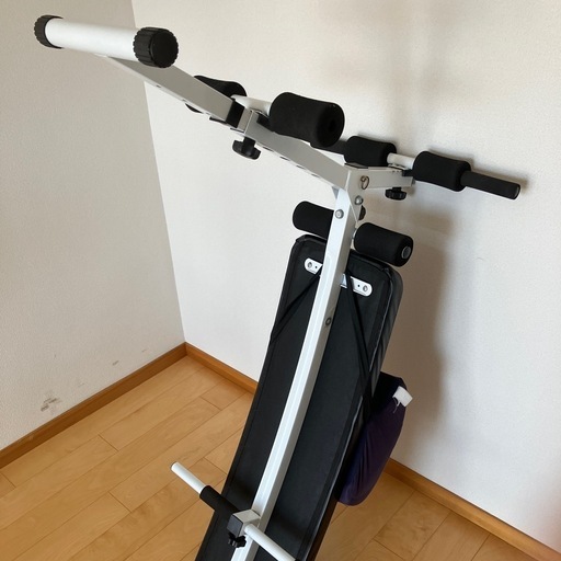 バーベル，筋トレ道具一式沢山。