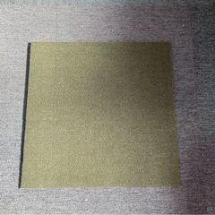 美品　タイルカーペット　4枚の画像