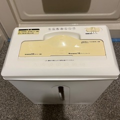【中古美品】シュレッダー/白の画像