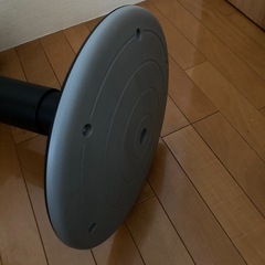 【値下げ】未使用品　スイングする昇降イスの画像