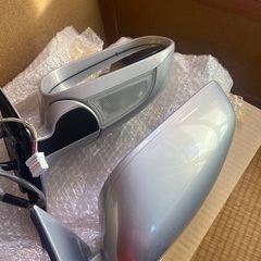 🚖新品未使用品乗用車のサイドミラー2個お譲りします‼️の画像