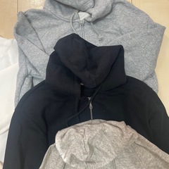 レディース　パーカー　まとめうりの画像