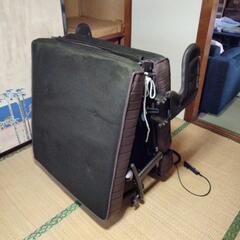 折りたたみ電動リクライニングベッドの画像
