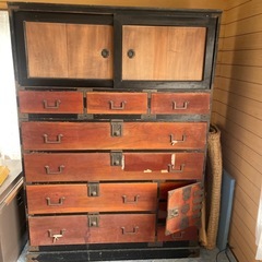 古い箪笥(取引相手が決まりました)