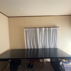 大きいテーブル