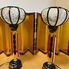 お雛様の屏風とぼんぼり