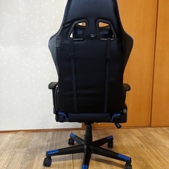 ★お話中★GTRACING ゲーミングチェア 黒と青　椅子　高さ調整機能 の画像