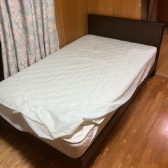 ３日✨セミダブルベッド　ドリームベッド
