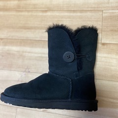 【ほぼ新品✨】元値約3万　ブランド　UGG ブーツ　23cm　ボア　ショート　ロング　レディースの画像