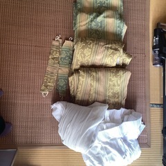 レトロ柄　カーテン