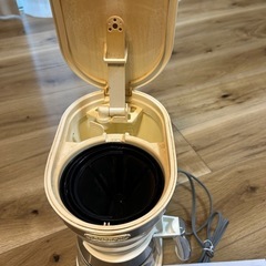 デロンギ　ドリップコーヒーメーカーの画像