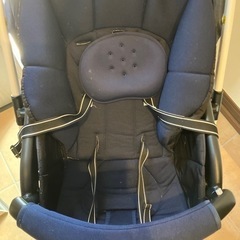 Aprica ベビーカーの画像