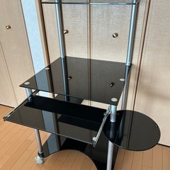 お話し中　本日限定値下げ　PC パソコン台の画像