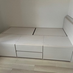 ベッドフレーム