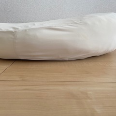赤ちゃん ベビー用品 吐き戻し防止クッション 西松屋 新生児 乳幼児 子供グッズ　0歳〜 丸型円形 カバー取り外し可能の画像
