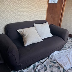 （受け渡し予定者決まりました。）ソファー