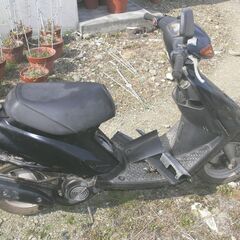 ヤマハ ジョグ９０  3WF-1265XX  書類付き 90ｃｃ  キックおります  純正カギ有り   エンジン始動しました。の画像