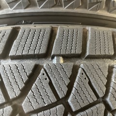 ［90%OFF］BRIDGESTONE 4本セットスタッドレスタイヤ の画像