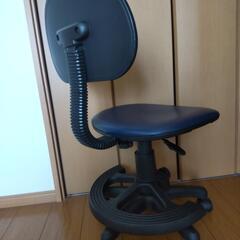 学習椅子の画像