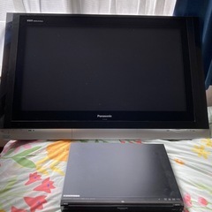 テレビとHDDレコーダー