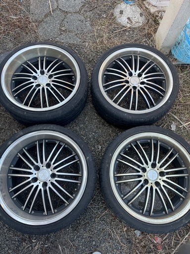 決まりました19インチホイール