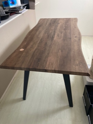 テーブル約170cm×約60cm×高さ約90cm