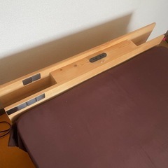 IKEAのシングルベッド　コンセント付き差し上げますの画像