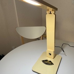 LEDデスクライト