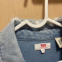 リーバイス　ダメージデニムシャツの画像
