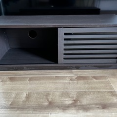 テレビ台、テレビボード