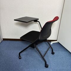 テーブル付チェアの画像