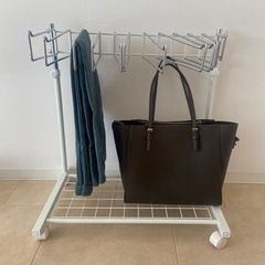 【2/26まで】スラックスハンガー　ズボン掛け　高さ63.5〜87cm