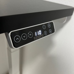 【FLEXISPOT】電動　昇降デスク　E7の画像