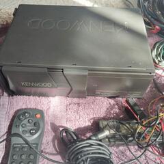中古カーオーディオ　PanasonicCD兼DVDプレイヤー　KENWOOD　CDチェンジャー他カーオーディオコード付きまとめての画像