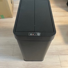 自動開閉　ゴミ箱