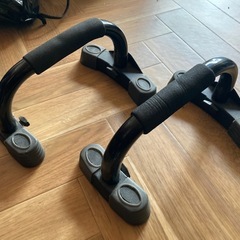 プッシュアップバー