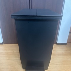 （お取引決定）SOLOWゴミ箱45Ｌ・35Ｌ   