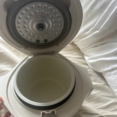 【美品】レコルト炊飯器2.5合の画像