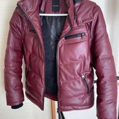 お取引中　
ダウンジャケット中古
