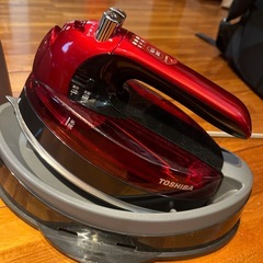 お値下げしました！【美品❗️】東芝　アイロンの画像