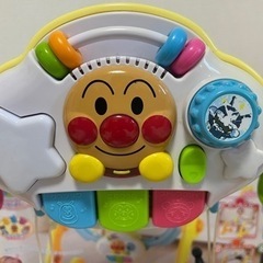 アンパンマン 8WAY ウォーカーまでへんしん！ よくばりメリーの画像