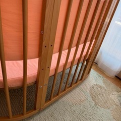 ベビーベッドの画像