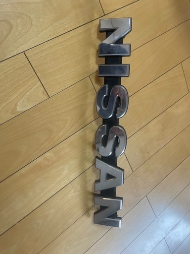 NISSANエンブレム