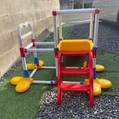 滑り台付きジャングルジム
の画像