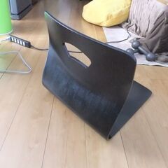 木製　座椅子の画像
