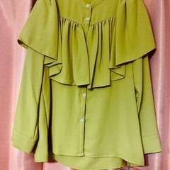 新品未使用　STYLE DELI  　フリルブラウス